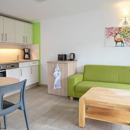 Ferienhaus Bungis Ferien Direkt Am Grimnitzsee, Seeseite 20 *